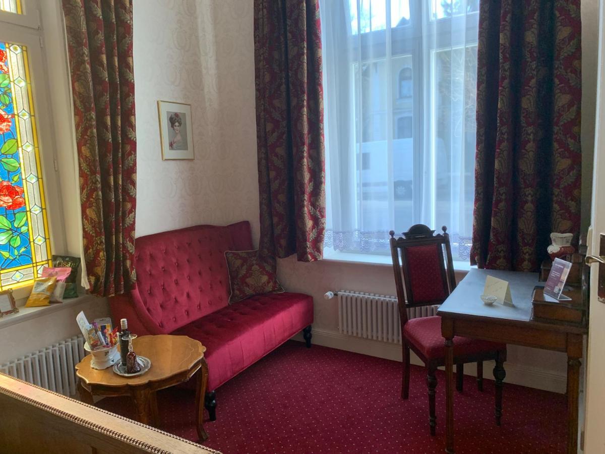 Hotel Seeufer Plön Extérieur photo