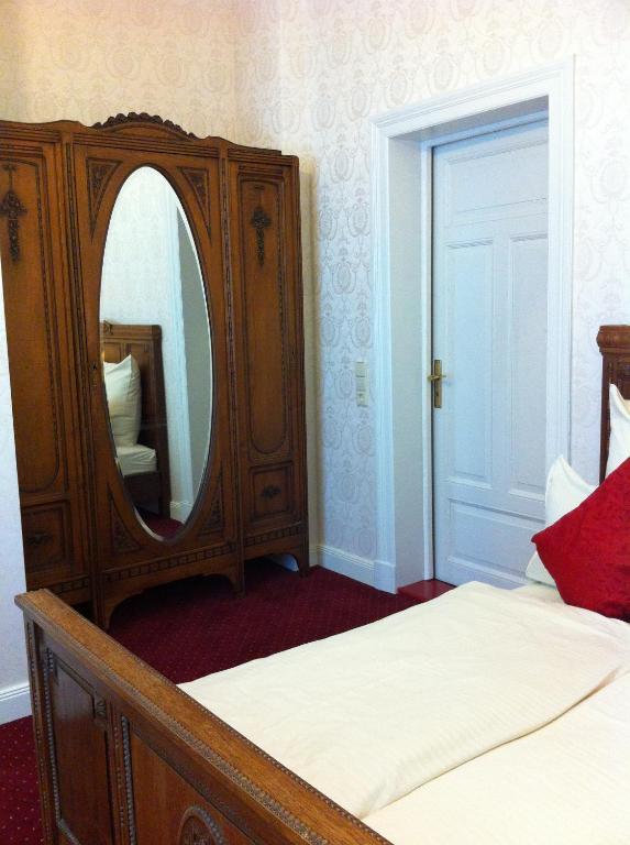 Hotel Seeufer Plön Extérieur photo