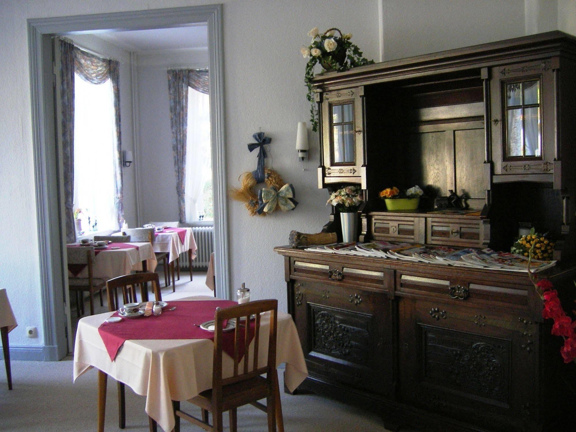 Hotel Seeufer Plön Extérieur photo
