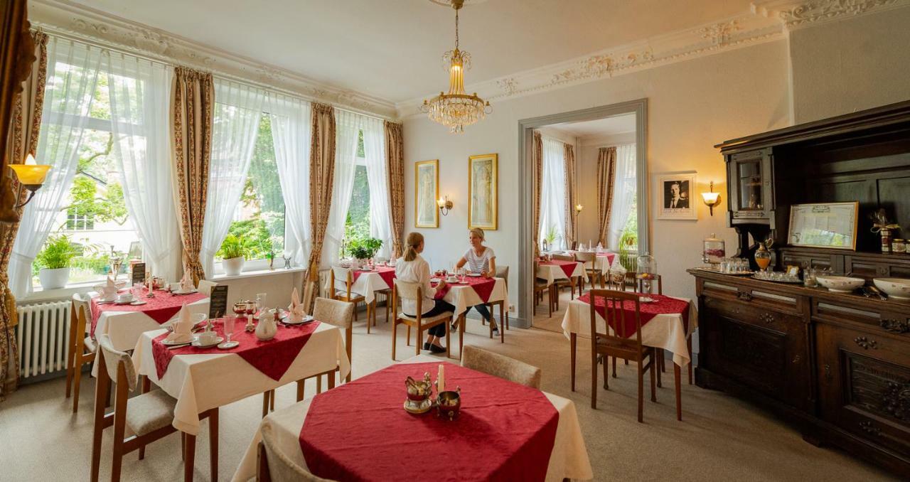 Hotel Seeufer Plön Extérieur photo